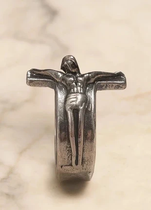 Bague unique effigie Jésus-Christ en croix – Symbole fort, bijou rare Acier Inoxydable, marque: bague, état: Neuf avec étiquette, taille: Ajustable, 8,97 €, 10,12 € Protection acheteurs (Pro) incluse