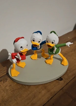 Figurine hachette riri, fifi et loulou, marque: Hachette, état: Très bon état, taille: Taille unique, 9,00 €, 10,15 € Protection acheteurs incluse