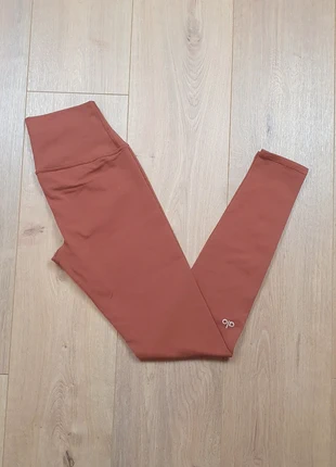 Legging Alo Yoga femmes | Taille S | Marron | Trés bon état | VT166, marca: Alo Yoga, estado: Muito bom, tamanho: S / 36 / 8, €39.95, €42.65 inclui Proteção do Comprador