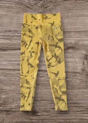 Legging Gymshark Treillis Jaune - Très bon état - Taille M, brand: Gymshark, condizioni: Ottime, taglia: M / IT 42 / EU 38, €15.99, €17.49 include la Protezione acquisti Pro