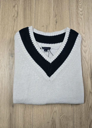 Pull Tommy Hilfiger Blanc en Laine a Col V Femme (Taille S), marque: Tommy Hilfiger, état: Très bon état, taille: S / 36 / 8, 10,00 €, 11,20 € Protection acheteurs incluse