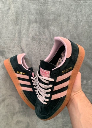 Adidas Handball Spezial, marque: adidas, état: Très bon état, taille: 37, 50,00 €, 53,20 € Protection acheteurs incluse