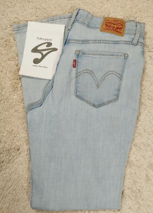 Levi's bleu clair, Bleached coupe droite, parfait état, comme neuf 10/10 taille 🇫🇷 36, marque: Levi's, état: Très bon état, taille: S / 36 / 8, 16,00 €, 17,50 € Protection acheteurs (Pro) incluse