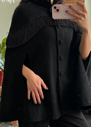 vintage cape / poncho, merk: Vintage, staat: Heel goed, maat: Universele maat, € 25,00, € 26,95 inclusief Kopersbescherming