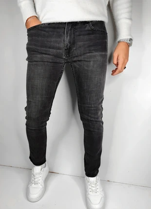 Jean troué noir skinny Hollister W32, marque: Hollister, état: Très bon état, taille: L, 15,00 €, 16,45 € Protection acheteurs (Pro) incluse
