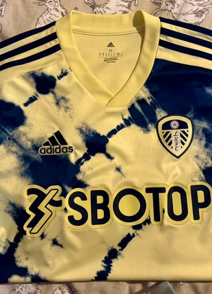 Leeds United 22/23 season away kit shirt - size M, brand: adidas, condition: Very good, size: M, £15.00, £16.45 includes Buyer Protection