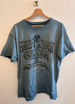 T-shirt Hard Rock, marque: Hard Rock, état: Très bon état, taille: XL, 12,00 €, 13,30 € Protection acheteurs incluse