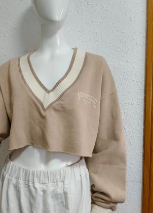 Felpa super cropped 🕊, marque: Bershka, état: Neuf sans étiquette, taille: XS / 34 / 6, 7,00 €, 8,05 € Protection acheteurs incluse