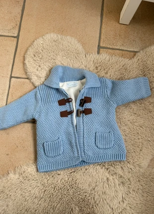 Pull mayoral 60 cm - 3 maand, marque: Mayoral, état: Très bon état, taille: 3-6 mois / 62 cm, 6,00 €, 7,00 € Protection acheteurs incluse