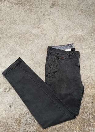 Pantalon vintage Tommy Hilfiger, marque: Tommy Hilfiger, état: Très bon état, taille: W33 | FR 42, 20,99 €, 22,74 € Protection acheteurs (Pro) incluse