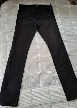 Pantalones negros Carhartt, marca: Carhartt, estado: Satisfactorio, tamaño: W25 | ES 34, 3,00 €, 3,85 € Protección al comprador incluida