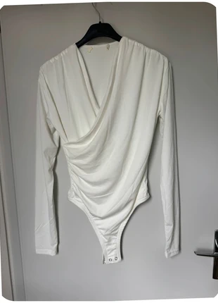 Body blanc cache-cœur à manches longues – Échancré – Taille M estimée, staat: Nieuw zonder prijskaartje, maat: Overige, € 8,00, € 9,10 inclusief Kopersbescherming Pro