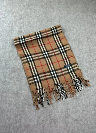 Écharpe Burberry beige, marque: Burberry, état: Très bon état, 55,00 €, 58,45 € Protection acheteurs (Pro) incluse