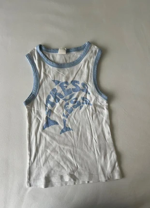 Blue & White tank top urban outfitters, brand: Urban Outfitters, condizioni: Ottime, taglia: XS / IT 38 / EU 34, €5.50, €6.48 include la Protezione acquisti