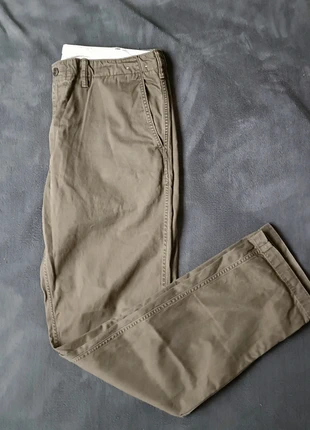 🔥 Pantalon chino UNIQLO homme beige kaki coupe droite taille 44, marca: Uniqlo, estado: Muy bueno, tamaño: W35 | ES 44, 15,00 €, 16,45 € Protección al comprador incluida