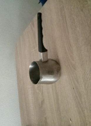 Pot à lait inox, poignée bakélite, marque: INOX, état: Très bon état, 1,50 €, 2,28 € Protection acheteurs incluse