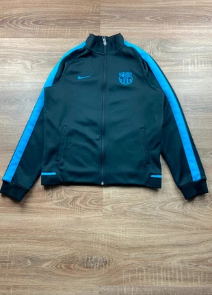 Nike Veste excellentetat Ado FCBarcelona noir bleu, Taille 158-170 cm (13/15 ans) - Excellent etat, marke: Nike, zustand: Sehr gut, größe: 15 Jahre / 170, 15,00 €, 16,45 € inklusive Vinted-Käuferschutz
