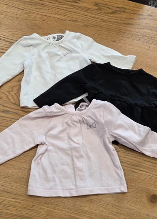 Lot 3 t-shirts manches longues 1 mois fille Orchestra/ Kiabi, marque: Kiabi, état: Très bon état, taille: 1-3 mois / 56 cm, 2,00 €, 2,80 € Protection acheteurs incluse