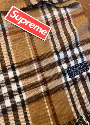 Écharpe Vintage Burberry en laine Beige, marca: Burberry, estado: Muy bueno, 35,00 €, 37,45 € Protección al comprador incluida