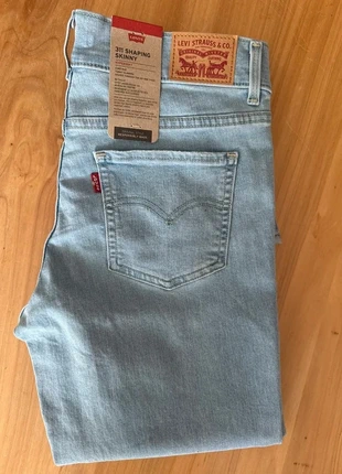 Jeans LEVI’S 311 shaping skinny nuevos, merk: Levi's, staat: Nieuw met prijskaartje, maat: L / 40 / 12, € 50,00, € 53,20 inclusief Kopersbescherming