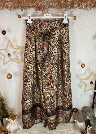 Pantalon fluide imprimé léopard & motifs ethniques • Boutique indépendante • Taille S/M (36/38), brand: Boutique indépendante, condition: Very good, size: M / 38 / 10, €28.00, €30.10 includes Buyer Protection