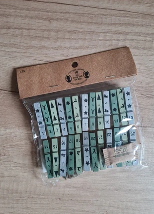 Épingles de Noël "calendrier de l'avent" vert et grise- Sostrene grenes, marque: Søstrene Grene, état: Neuf avec étiquette, 1,00 €, 1,75 € Protection acheteurs incluse