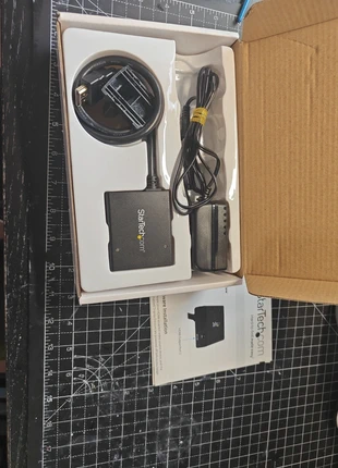 HDMI splitter HUB 4K, merk: starTech, staat: Nieuw zonder prijskaartje, € 7,50, € 8,58 inclusief Kopersbescherming