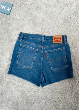 Short Jean Levi’s 878 Vintage 00s bleu - High Rise Short - W28 (FR38), marke: Levi's, zustand: Sehr gut, größe: M / 38 / 10, 20,20 €, 21,91 € beinhaltet Vinted-Käuferschutz Pro