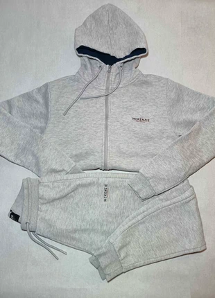 Survêtement McKenzie Gris Clair – Hoodie Zippé + Jogging – Taille M – Très bon état, marque: McKenzie, état: Très bon état, taille: M, 29,00 €, 31,15 € Protection acheteurs incluse