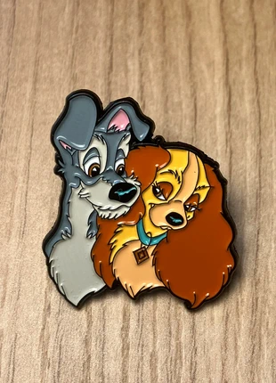 Pin’s la belle et le clochard, état: Très bon état, 3,70 €, 4,59 € Protection acheteurs (Pro) incluse