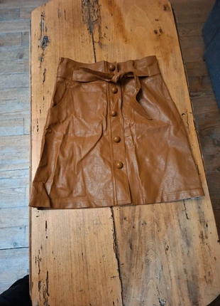 Jupe style vintage simili cuir marron Capsule – Taille L, marca: Capsule, estado: Muito bom, tamanho: L / 40 / 12, €6.00, €7.00 inclui Proteção do Comprador