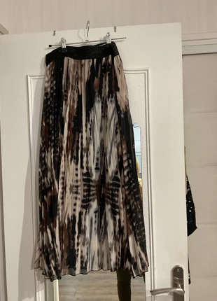 Jupe longue plissée, marque: By Izéa, état: Très bon état, taille: Taille unique, 6,00 €, 7,00 € Protection acheteurs incluse