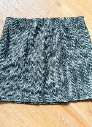 Jupe H&M 40 tweed gris motif chevron, marque: H&M, état: Très bon état, taille: L / 40 / 12, 7,00 €, 8,05 € Protection acheteurs incluse