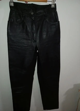Pantalón cuero nuevo XS, brand: GO IN, condizioni: Ottime, taglia: XS / IT 38 / EU 34, €10.00, €11.20 include la Protezione acquisti