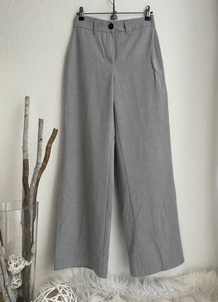 Bershka, wide leg Hose, XS, hellgrau, marque: Bershka, état: Très bon état, taille: XS / 34 / 6, 8,00 €, 9,10 € Protection acheteurs incluse
