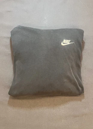 Pull Nike noir taille S, brand: Nike, condizioni: Buone, taglia: S, €10.00, €11.20 include la Protezione acquisti