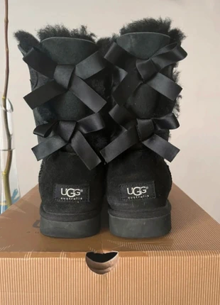 UGG noires hautes femme taille 38 – originales, chaudes & en bon état, marque: UGG, état: Bon état, taille: 38, 100,00 €, 105,70 € Protection acheteurs incluse