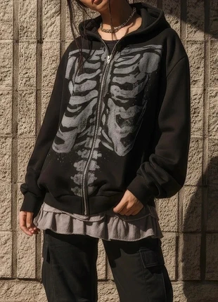 Sweat à capuche zippé oversize squelette taille S, brand: Venom&Velvet, condition: Very good, size: S / 36 / 8, €34.90, €37.35 includes Buyer Protection Pro