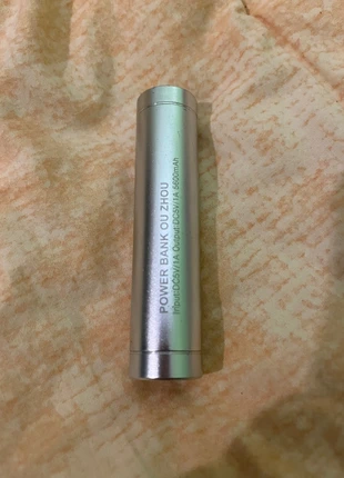 Power bank, marque: oh zhou, état: Neuf avec étiquette, 5,00 €, 5,95 € Protection acheteurs incluse