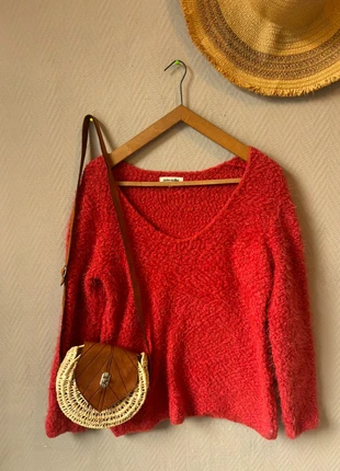 Magnifique pull femme corail taille L très bon état automne hiver, brand: Grain de Malice, condizioni: Ottime, taglia: L / IT 44 / EU 40, €13.00, €14.35 include la Protezione acquisti Pro