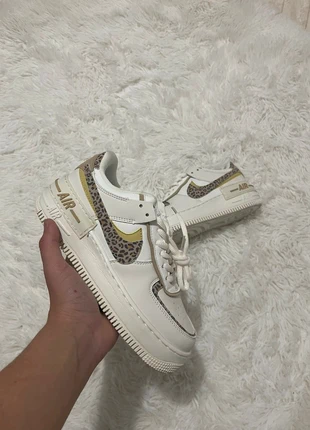 Air Force 1 double swoosh shadow "38,5" neuve, marque: Nike, état: Neuf sans étiquette, taille: 38.5, 120,00 €, 126,70 € Protection acheteurs incluse