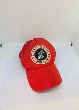 Casquette sweet pants rouge, brand: Sweet Pants, condition: Very good, size: One size, €36.00, €38.50 includes Buyer Protection