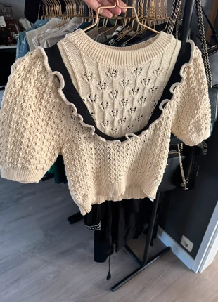 Feestelijk truitje maat S, marque: Zara, état: Neuf sans étiquette, taille: S / 36 / 8, 5,00 €, 5,95 € Protection acheteurs incluse