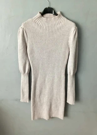 Robe pull manches bouffantes Shein 🤍 Taille S (B232), marke: Shein, zustand: Gut, größe: S / 36 / 8, 5,90 €, 6,90 € inklusive Vinted-Käuferschutz