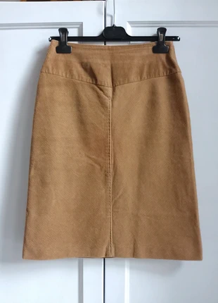 Jupe trapèze velours côtelé beige marron 38 (36), marque: Trucco, état: Très bon état, taille: M / 38 / 10, 6,00 €, 7,00 € Protection acheteurs incluse