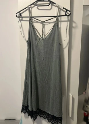 Robe pull and bear taille s, marque: Pull & Bear, état: Très bon état, taille: S / 36 / 8, 5,00 €, 5,95 € Protection acheteurs incluse