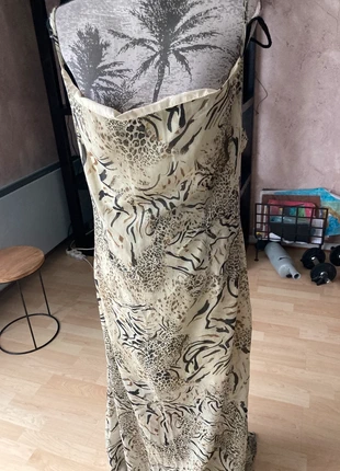 Très jolie robe longue taille 44, marque: Boohoo, état: Neuf sans étiquette, taille: XXL / 44 / 16, 9,00 €, 10,15 € Protection acheteurs incluse