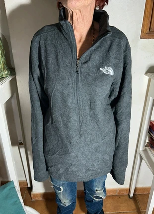 Pull d’hiver The North Face Gris- Logo- Zip- taille M- femme, marke: The North Face, zustand: Sehr gut, größe: M / 38 / 10, 19,90 €, 21,60 € inklusive Vinted-Käuferschutz