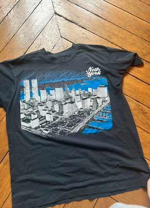 T shirt années 2000 New York, brand: Vintage Dressing, condizioni: Buone, taglia: M / IT 42 / EU 38, €6.00, €7.00 include la Protezione acquisti