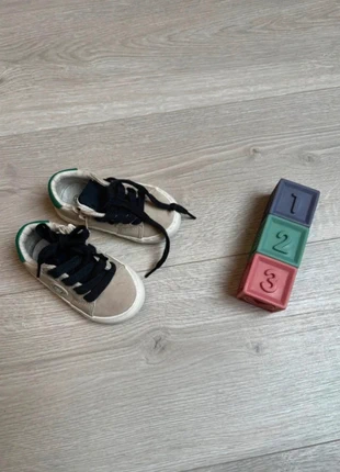 Baskets basses à lacets beige Bébé Garçons Très Bon état Taille 20, brand: Obaïbi, condition: Very good, size: 20, €3.00, €3.85 includes Buyer Protection